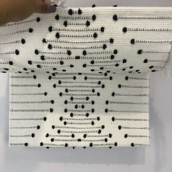 Crochet Table Runner Holiday - Picture 8 of 11